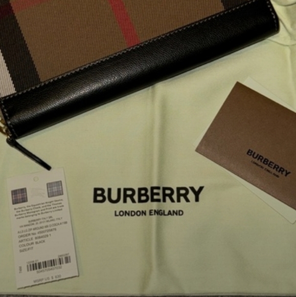 Burberry Black Long Zip Wallet! - Picture 2 of 5